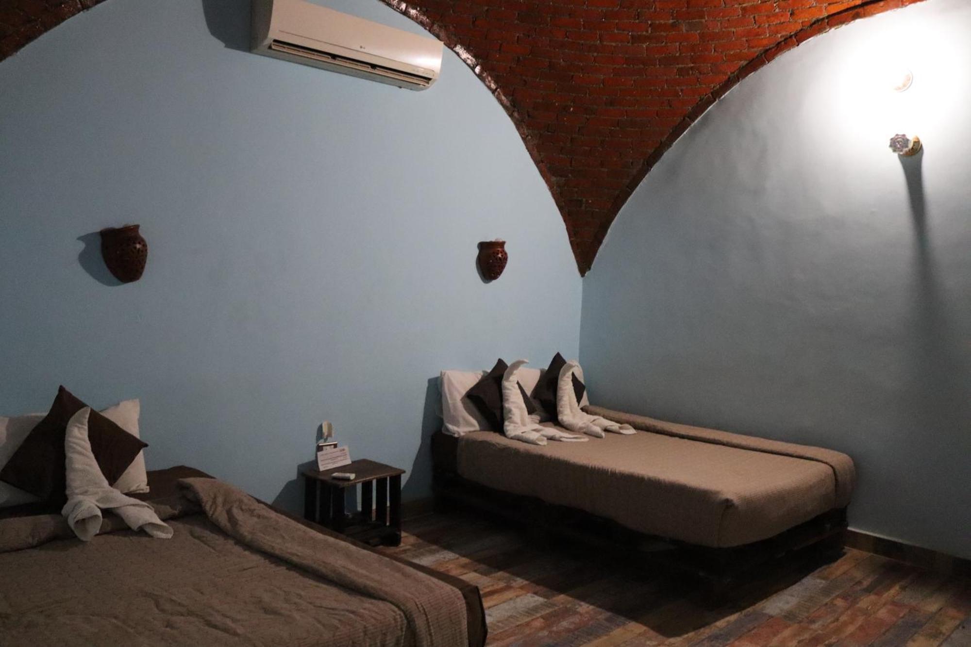 Hadouta Masreya Nubian Guest House Aswan Exterior photo